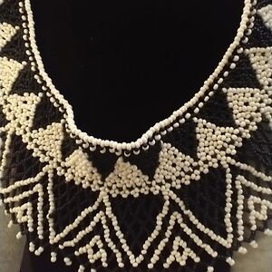 Collar beaded